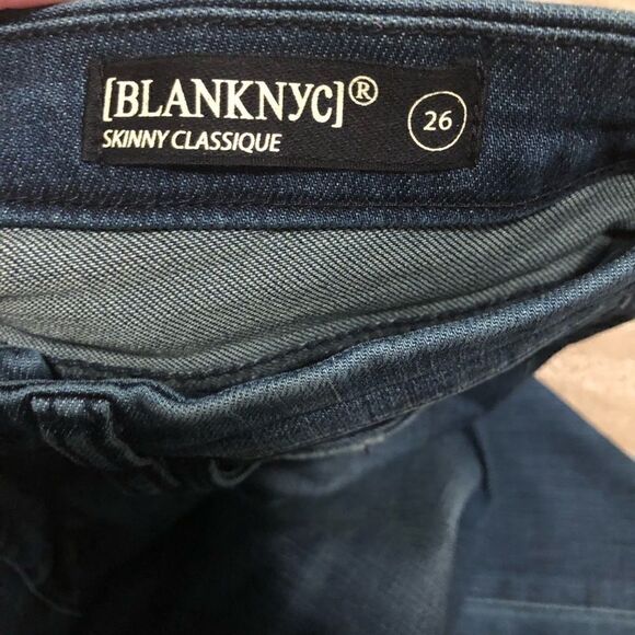 Size 26 Blank NYC Skinny Classique Jean - Picture 3 of 3